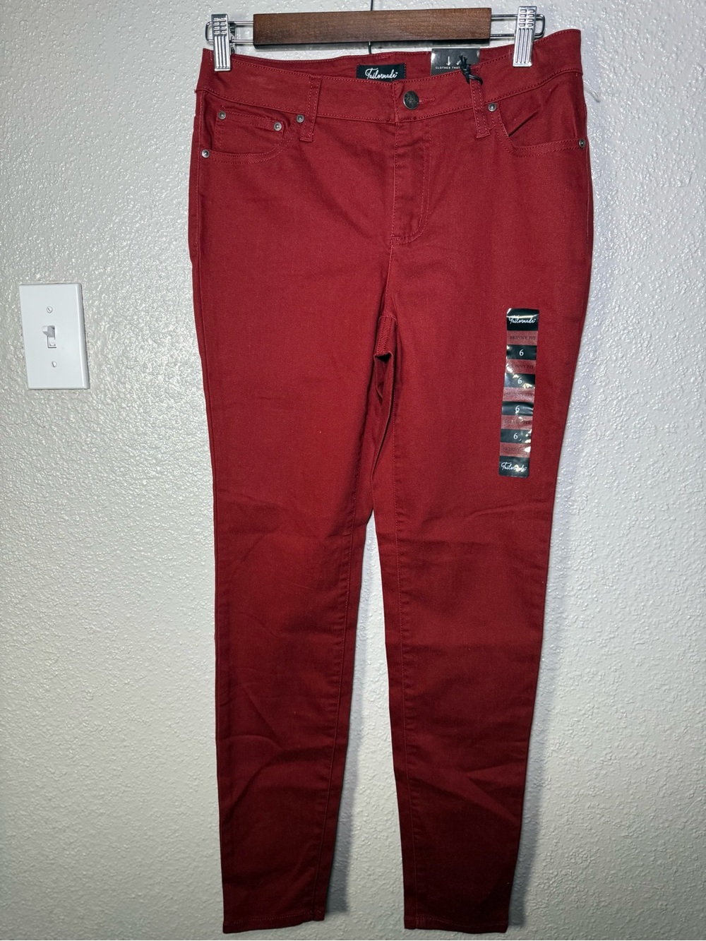 NWT Tailormade Women's Skinny Jeans Size 6 Red Stretch Mid Rise Pants